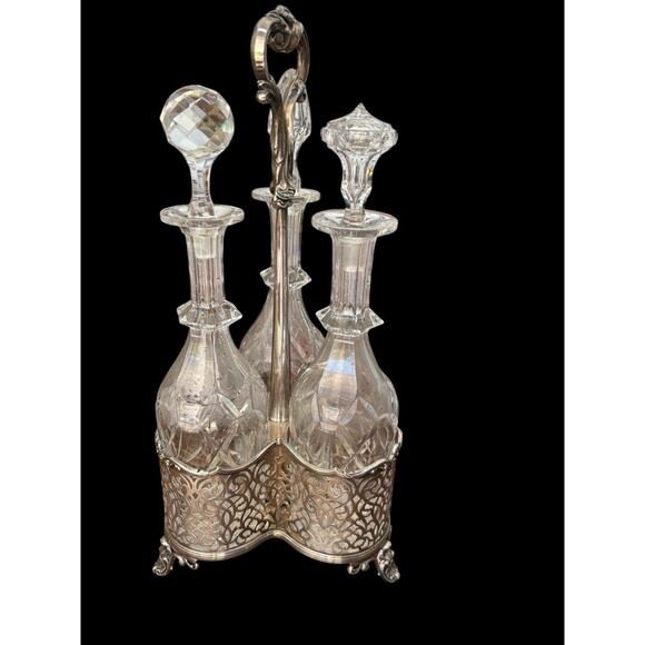 Hawksworth Eyre & Co 3-Bottle Tantalus Crystal Decanters & Silver Plate Stand - Picture 11 of 14
